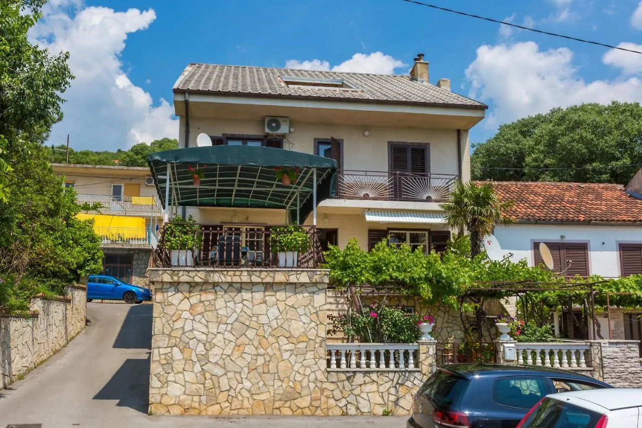 Ane Apartment Dramalj